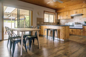 Greenly Getaway - Family Friendly Home, Coffin Bay